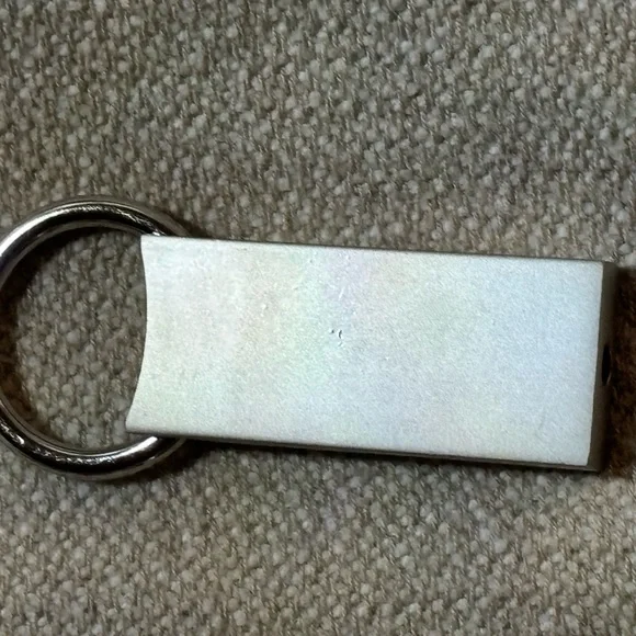 Lexus Silver Key Holder - Picture 10 of 13